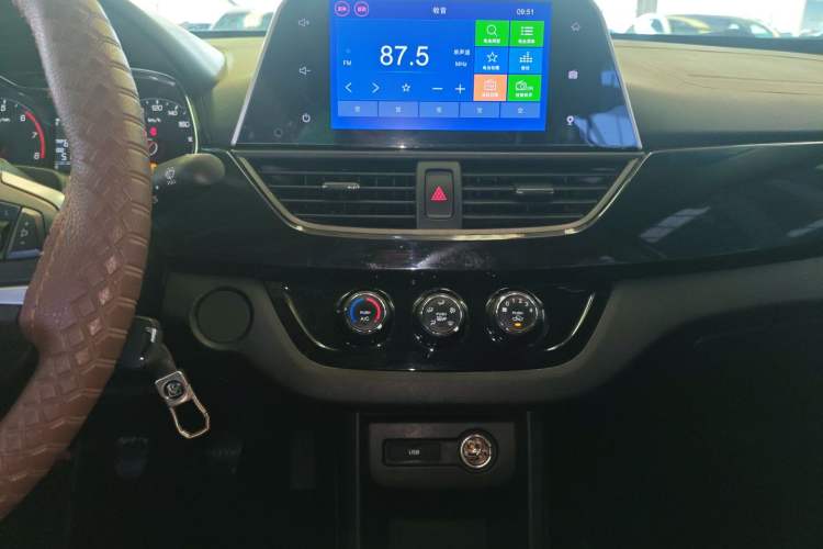 Used Baojun 310 2016 1.2L Manual Luxury Model
