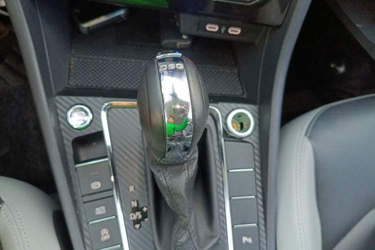 Used Volkswagen Bora 2023 300TSI DSG Prestige Edition
