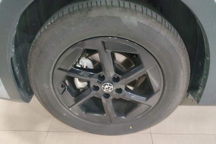 Used Venucia VX6 2024 520 Travel Edition
