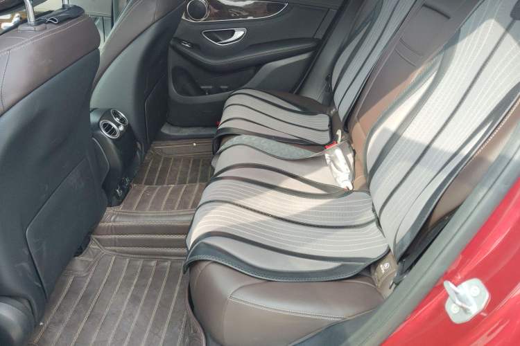 Used Mercedes-Benz GLC 2019 GLC 260 L 4MATIC Luxury Model