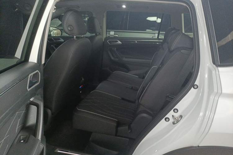 TDK.VehicleDetails.img