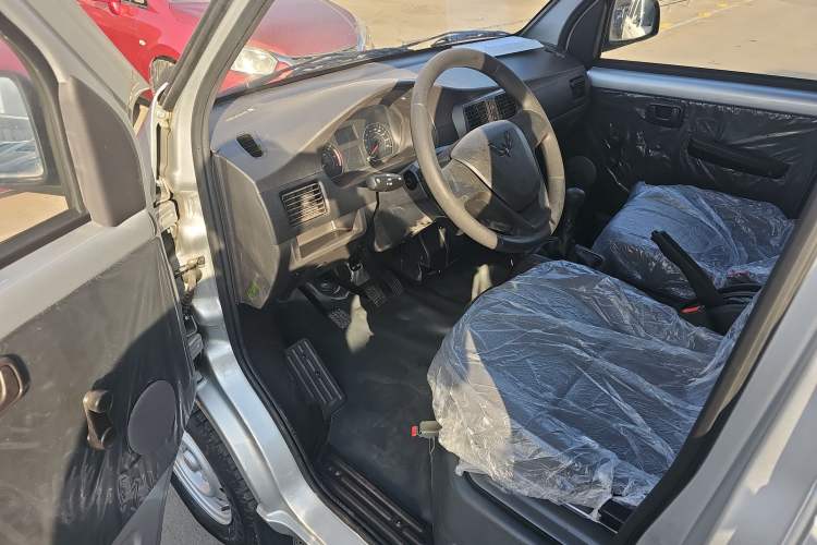 Used Wuling Rongguang 2021 1.5L Extended Basic Version L3C