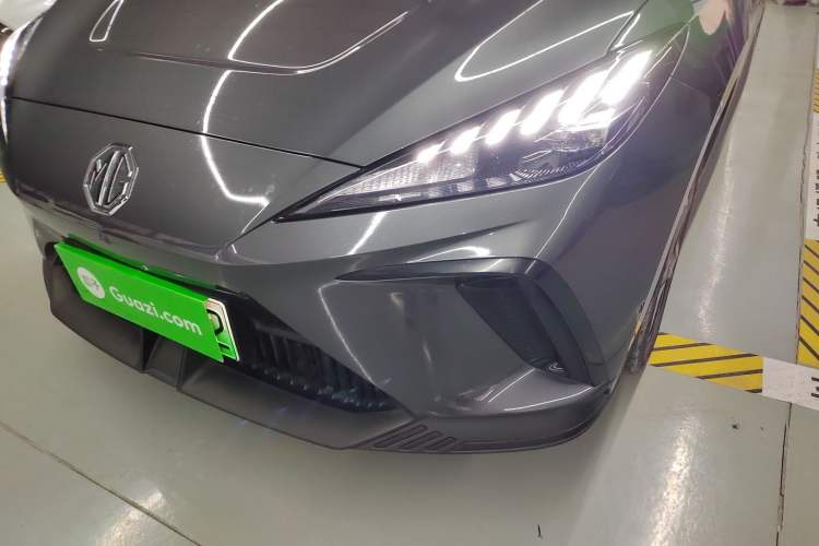 Used MG 4 EV 2023 415 km Range Sea-Faring Champion Edition
