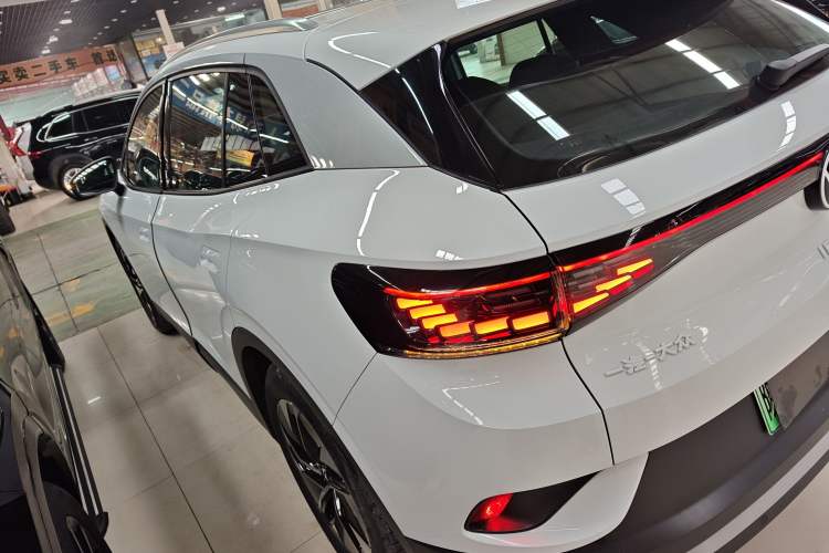 Used Volkswagen ID.4 CROZZ 2025 Pure Edition