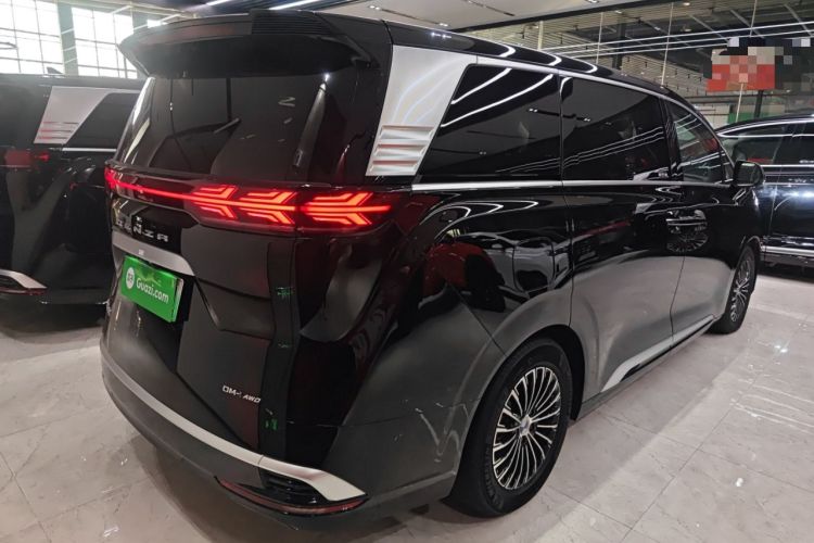 Used Denza D9 2024 DM-i 980 Four-Wheel Drive Prestige Model