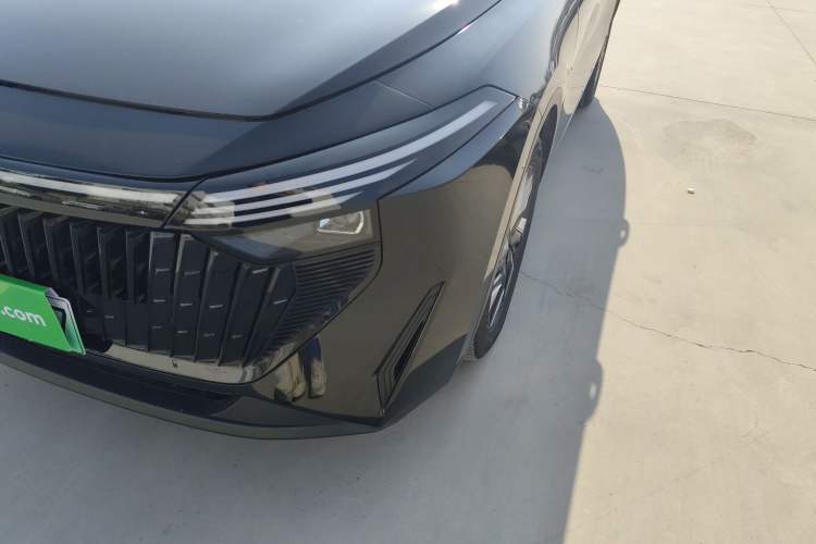 Used Venucia V DD-i 2023 110 km iE Version
