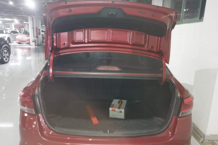 Used Kia K2 2017 Sedan 1.4L Automatic GLS
