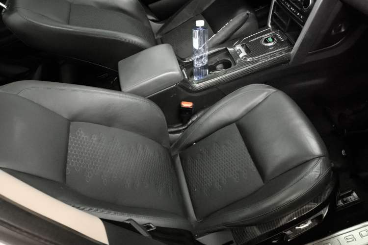 Used Land Rover Discovery Sport 2017 2.0T PURE
