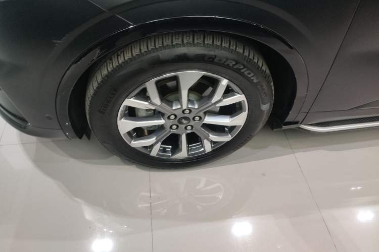 Used Ford Edge 2023 Edge L 2.0T EcoBoost E-Hybrid Four-Wheel Drive Seven-Seat Supreme Model