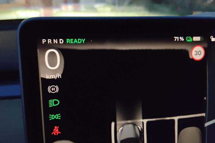 Used Tesla Model Y 2022 Long-Range All-Wheel-Drive Version