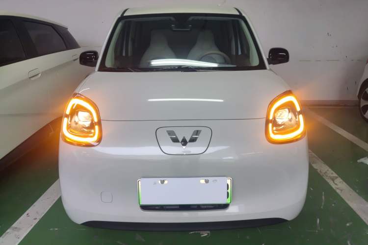 Used Wuling Hongguang MINIEV 2025 Four-Door Version Advanced Edition
