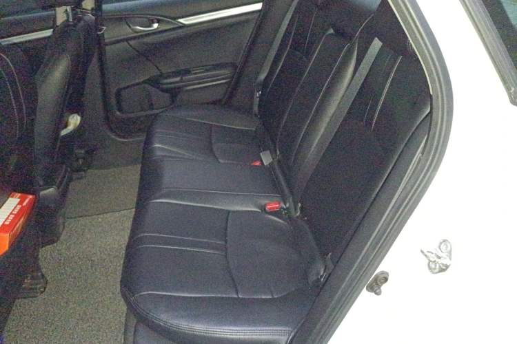 Used Honda Civic 2016 220TURBO CVT Luxury Edition
