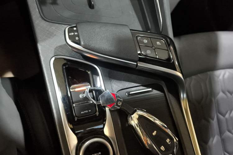 Used Changan UNI-T 2022 1.5T Prestige Version