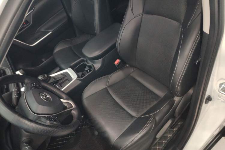 Used Toyota Wildlander 2024 2.0L CVT Two-Wheel Drive Leading Edition