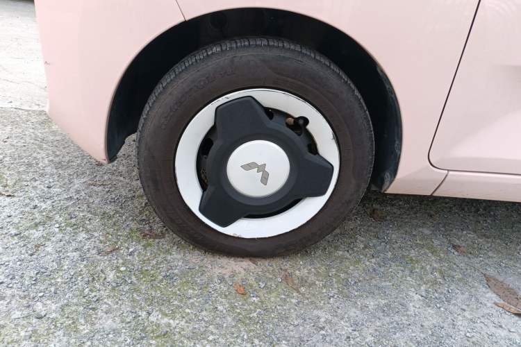 Used Wuling Hongguang MINIEV 2022 Macaron Premium Model – Lithium Iron Phosphate
