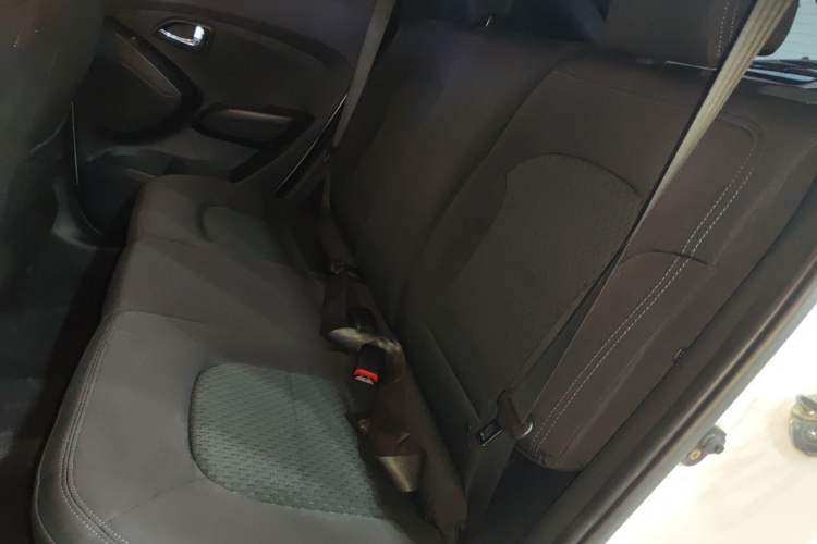 Used Hyundai ix35 2015 2.0L Automatic 2WD Comfort Edition China V Standard
