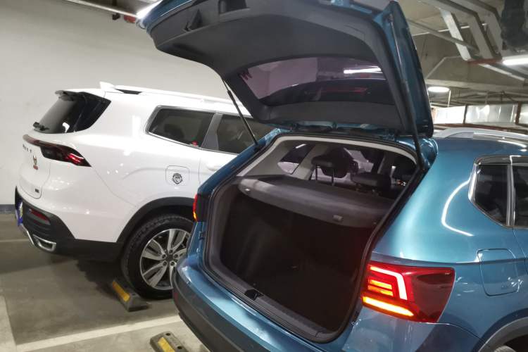 Used Volkswagen Tharu 2021 280TSI Two-Wheel-Drive Luxury Edition
