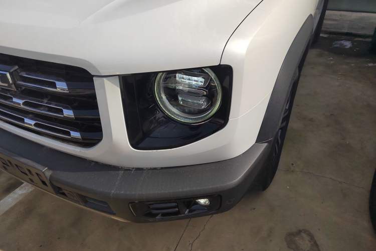 Used Haval DARGO 2022 2.0T DCT Two-Wheel Drive Huazhong Hound Edition
