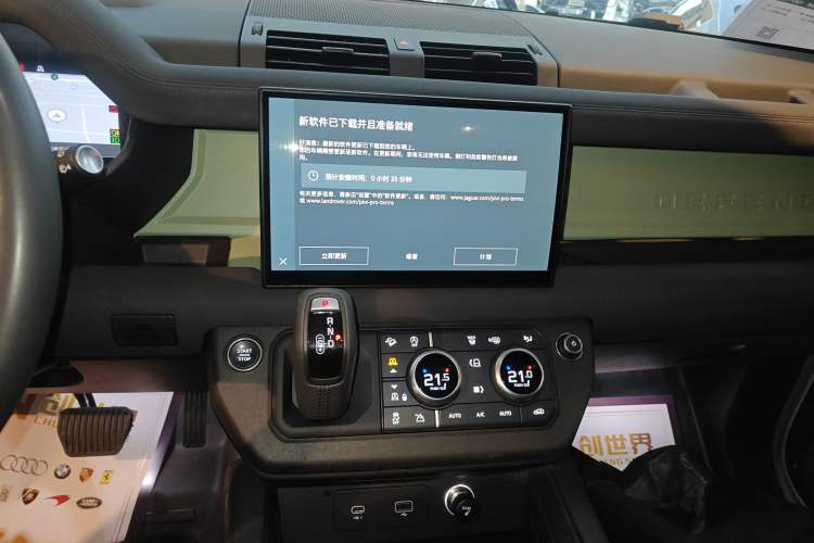 Used Land Rover Defender 2023 110 3.0T P400 75th Anniversary Legend Edition
