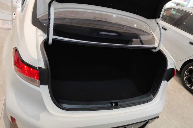 Used Toyota Levin 2023 Smart Electric Hybrid Dual-Engine 1.8L Sport Edition