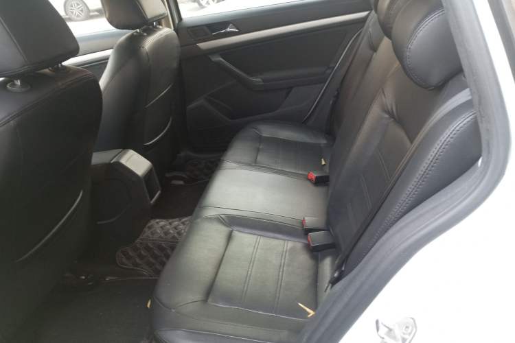 Used Volkswagen Gran Lavida 2017 1.6L Automatic Fashion Edition
