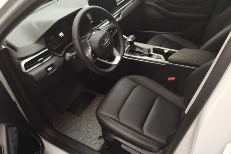 Used Geely Auto Emgrand 2025 4th Generation 1.5L CVT Longteng Edition
