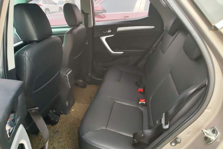 Used  Refine S3 2016 1.5L CVT Luxury Model
