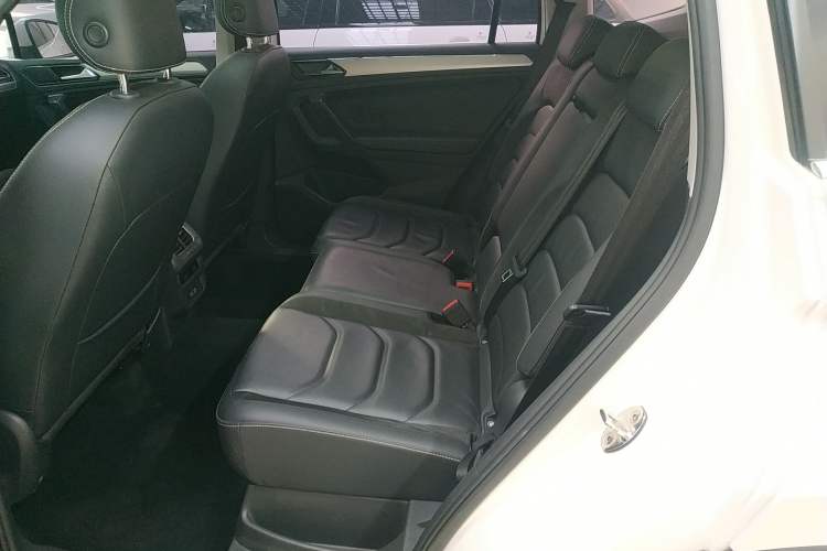 Used Volkswagen Tiguan L 2018 330TSI Automatic Two-Wheel Drive Luxury Edition