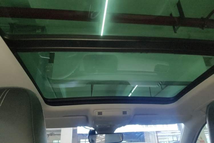 Used Volkswagen Tharu 2025 New Sharp 1.5L Ambitious Edition
