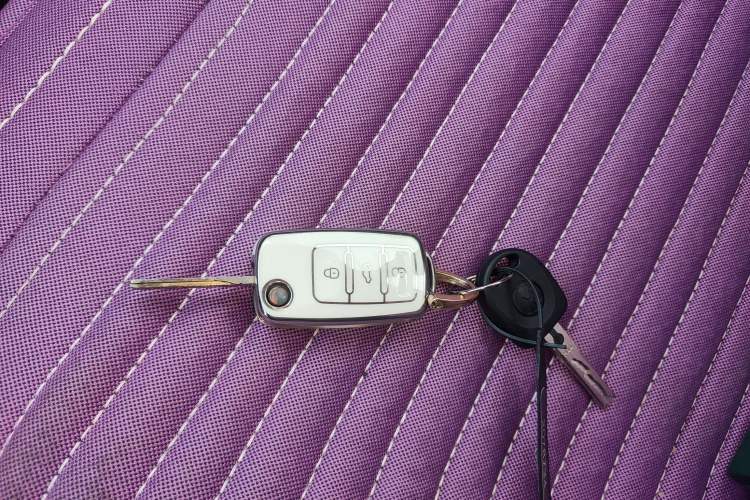 Used Volkswagen Polo 2014 1.4L Manual Fashion Edition
