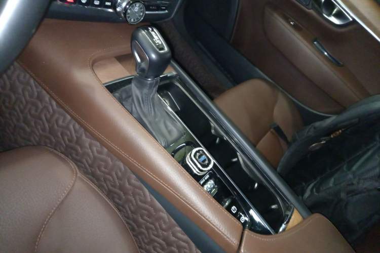 Used Volvo S90 2019 T5 Zhiyuan Edition
