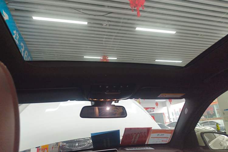 Used Mercedes-Benz GLC 2018 Facelifted GLC 260 4MATIC Dynamic Edition
