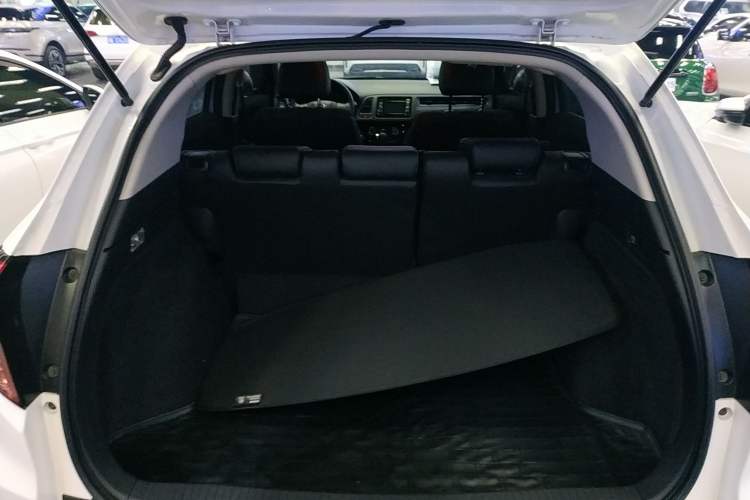 Used Honda Vezel 2017 1.8L CVT 2WD Elite Model
