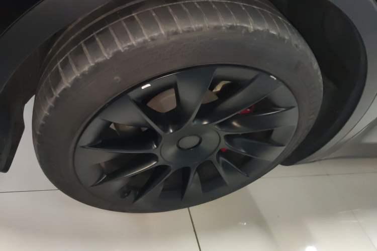 Used Tesla Model Y 2022 Rear-Wheel-Drive Version
