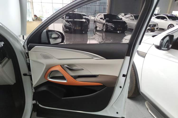 Used BYD Song Pro New Energy 2023 Champion Edition DM-i 110KM Excellence Model
