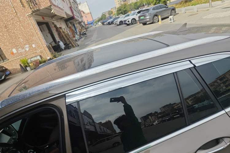 Used Buick Envision 2014 28T Four-Wheel Drive Elite Model
