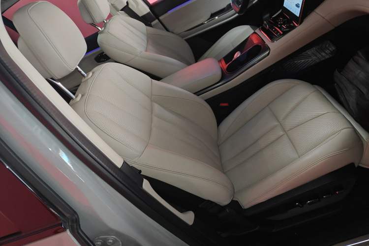 Used Nio ES8 2020 415 km Range 6-Seater Version
