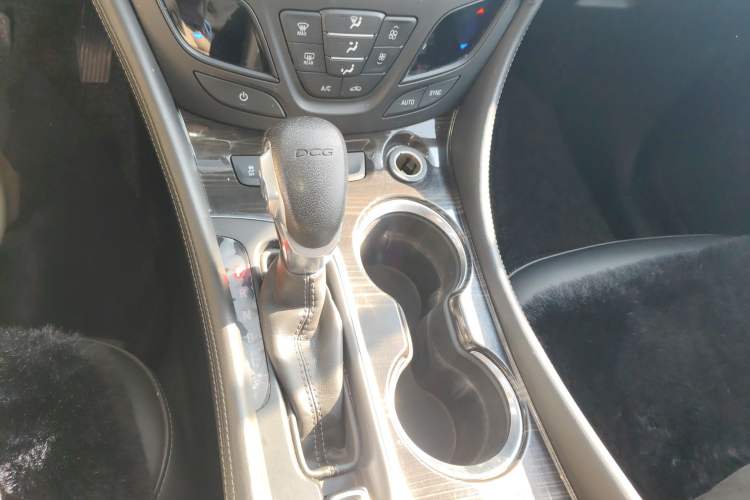 Used Buick Envision 2018 20T Two-Wheel-Drive Leading Model
