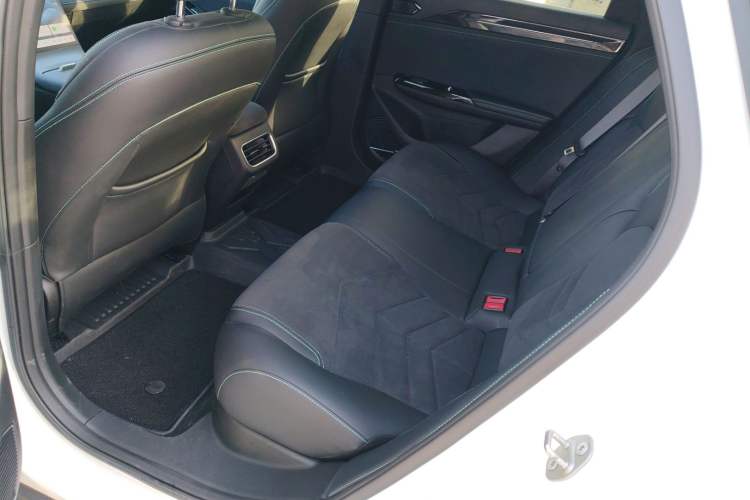 Used  L6 2024 125km Creative Edition