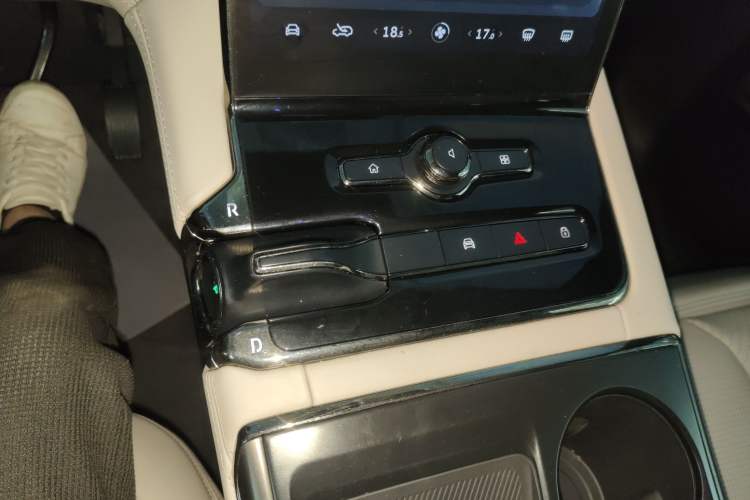 Used Nio ES8 2020 580 km Range 7-Seater Version