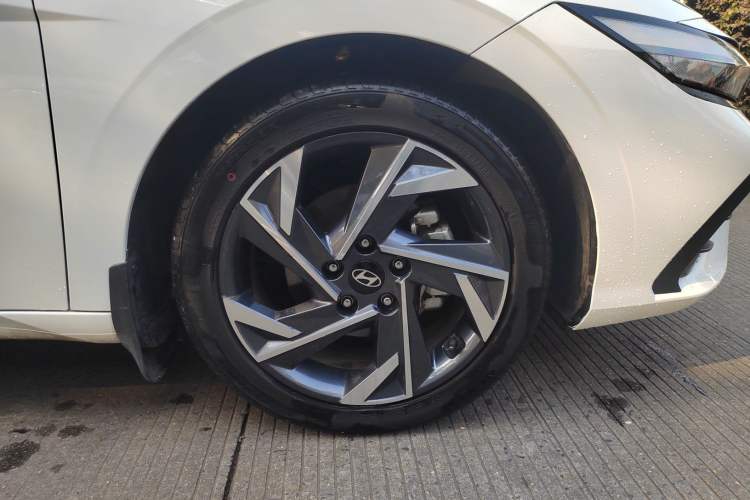 Used Hyundai Elantra 2023 1.5L CVT GLX Elite Edition