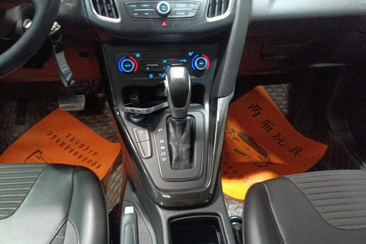 Used Ford Focus 2018 Hatchback Classic EcoBoost 180 Automatic Elite Model
