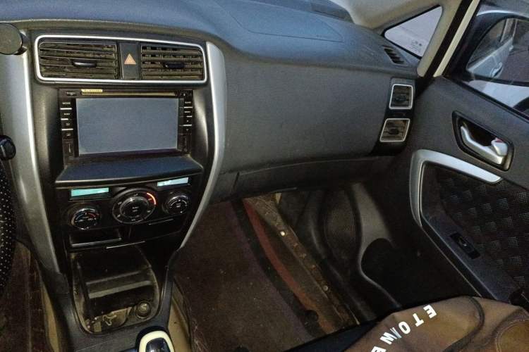 Used Suzuki Liana A6 2014 Hatchback 1.4L Manual Enjoyment Model
