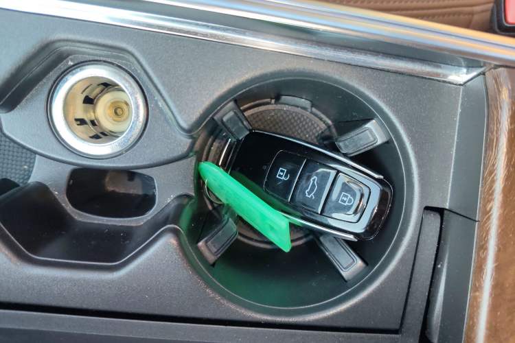 Used Audi A6 2020 allroad quattro Explorer 55 TFSI Prestige Off-Road Model
