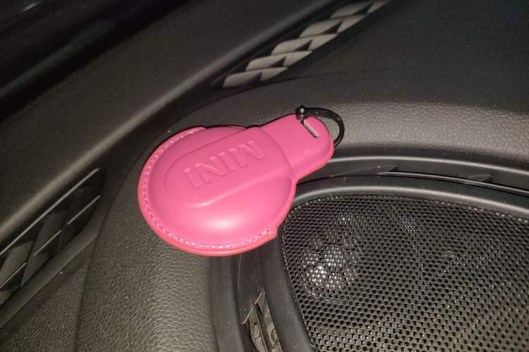 Used  MINI 2018 1.5T COOPER Racing Driver
