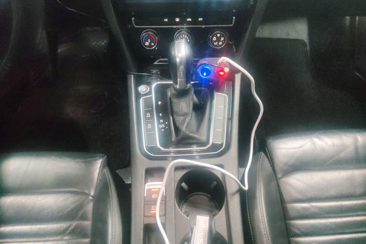 Used Volkswagen Magotan 2017 330TSI DSG Leading Model
