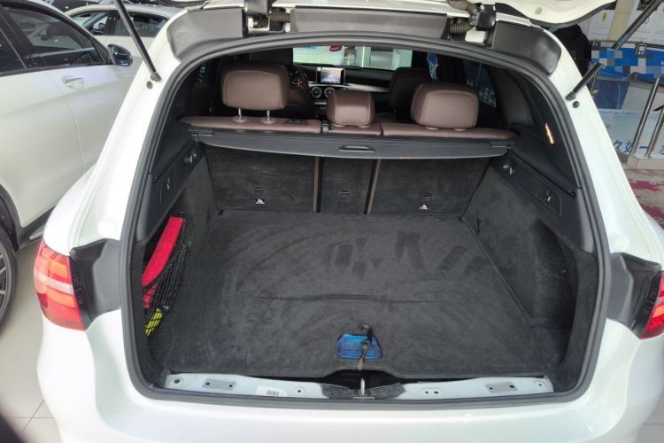 Used Mercedes-Benz GLC 2019 Facelift GLC 260 L 4MATIC Luxury Model