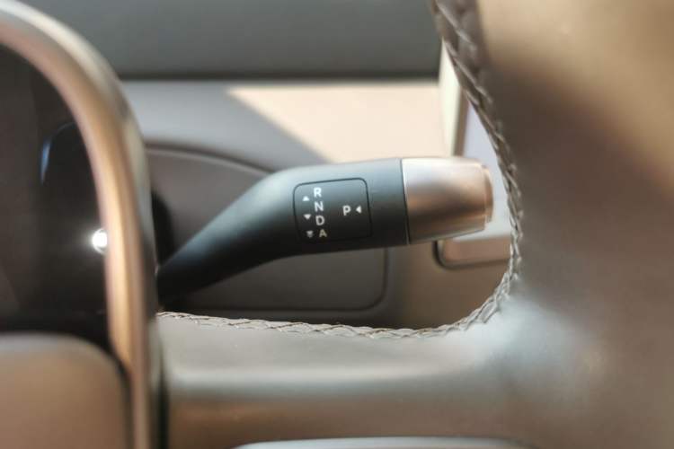 Used Li Auto MEGA 2024 Ultra Model