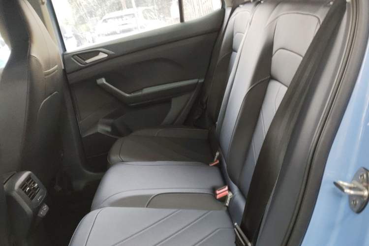 Used Volkswagen Tharu 2025 NewRui 300TSI Prestige Edition
