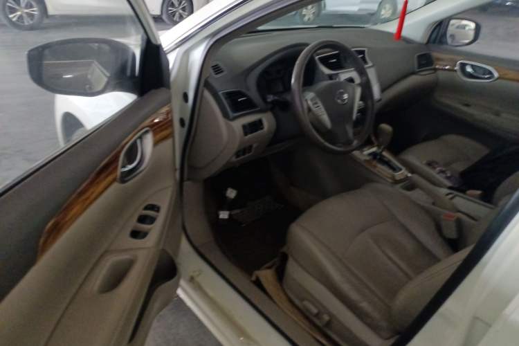 Used Nissan Sylphy 2014 1.6XV CVT Deluxe Edition
